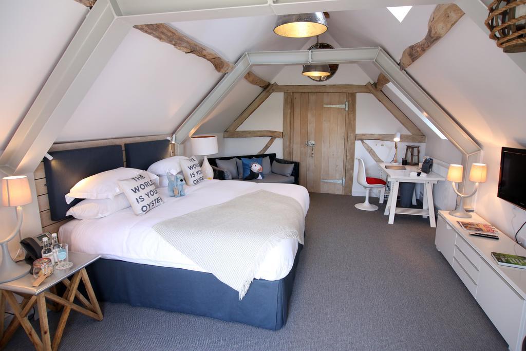 Bed and Breakfast The Bell, Alderminster Стратфорд-апон-Эйвон Экстерьер фото